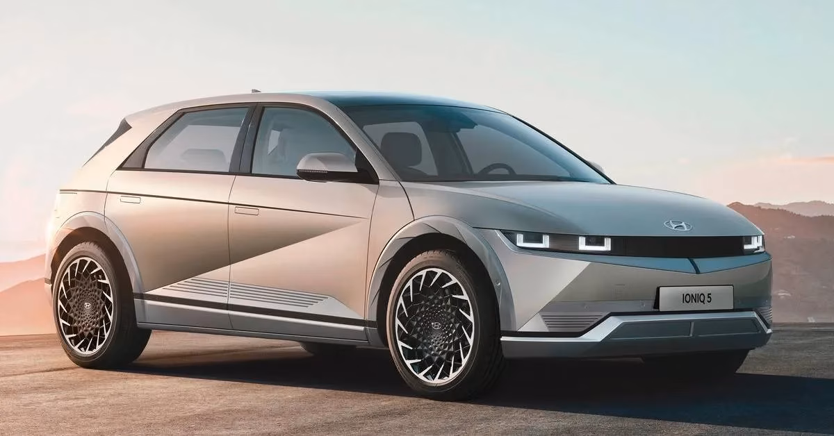 hyundai-ioniq-5-the-electric-crossover-that-launched-a-new-era-image-0