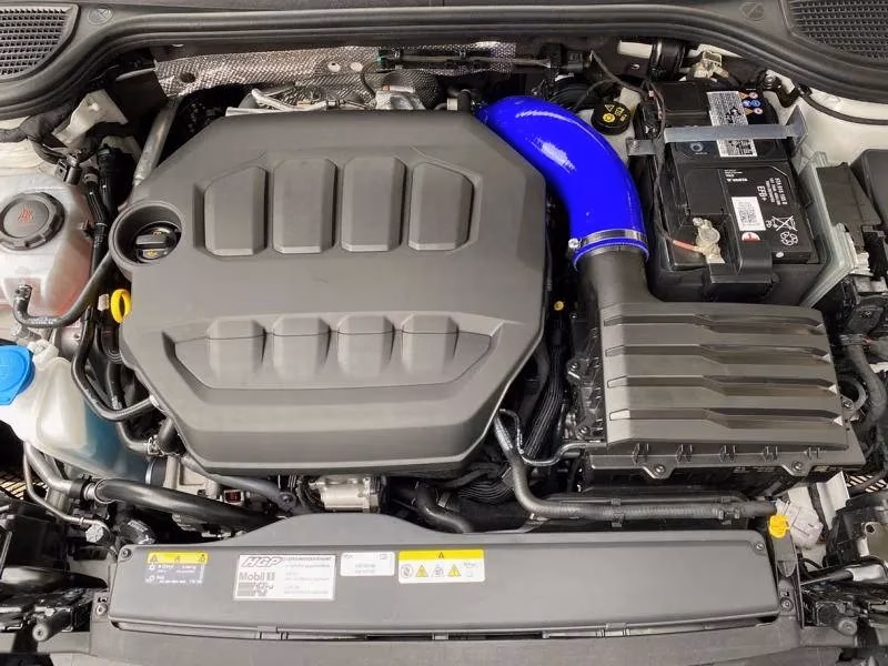 the-volkswagen-golf-r-the-ultimate-wolf-in-sheep-s-clothing-image-2